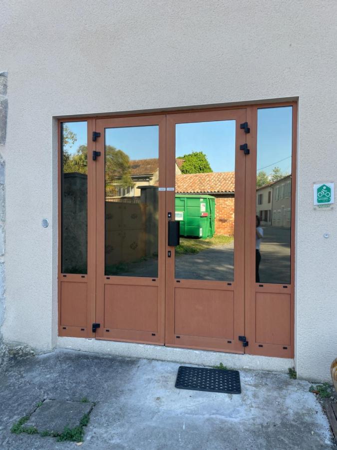Chez La Fille De L Eclusier Apartment Castelnaudary Luaran gambar