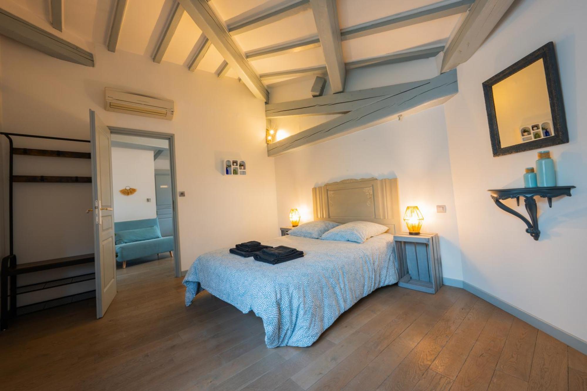 Chez La Fille De L Eclusier Apartment Castelnaudary Luaran gambar